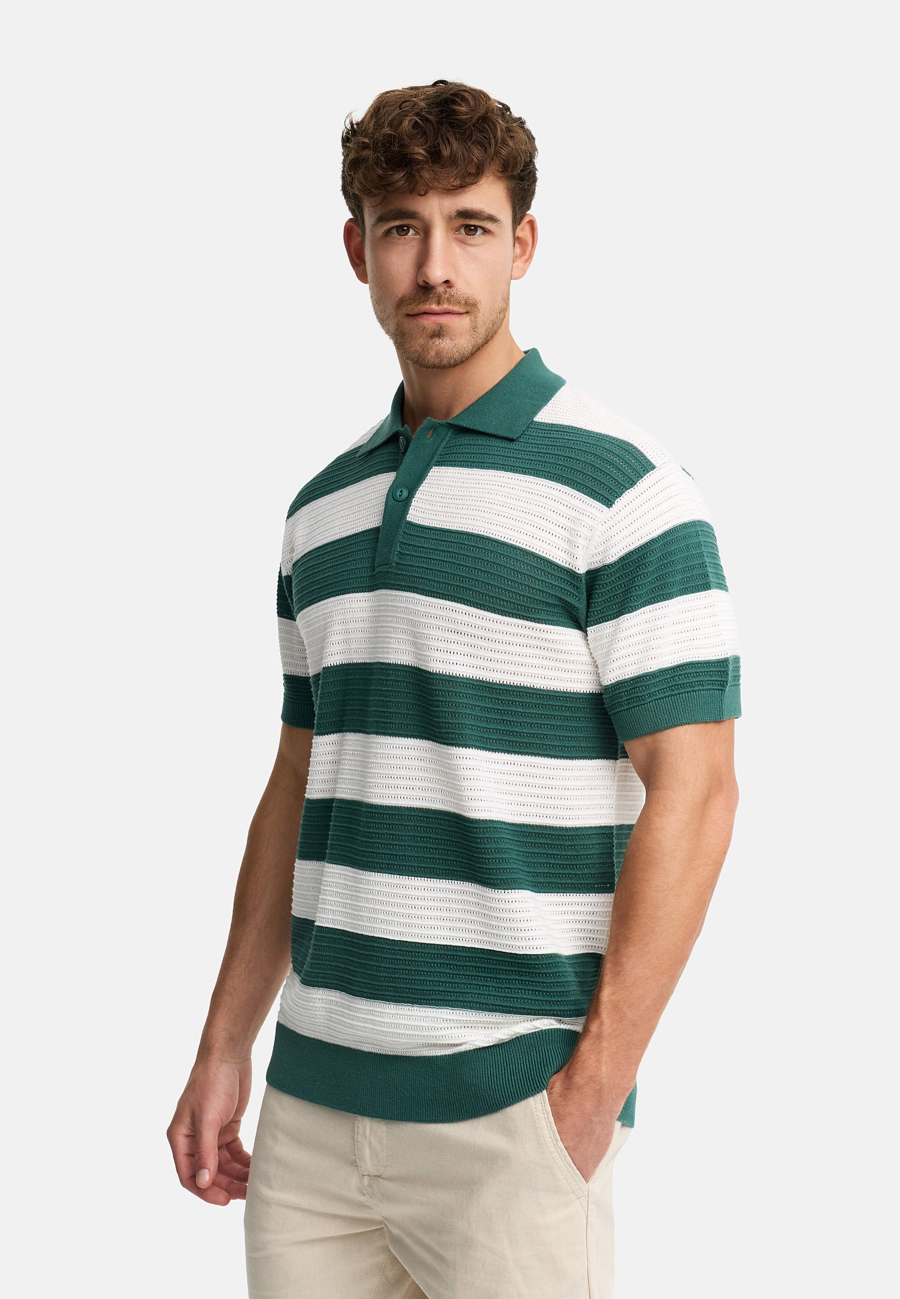 #farbe_smoke-pine