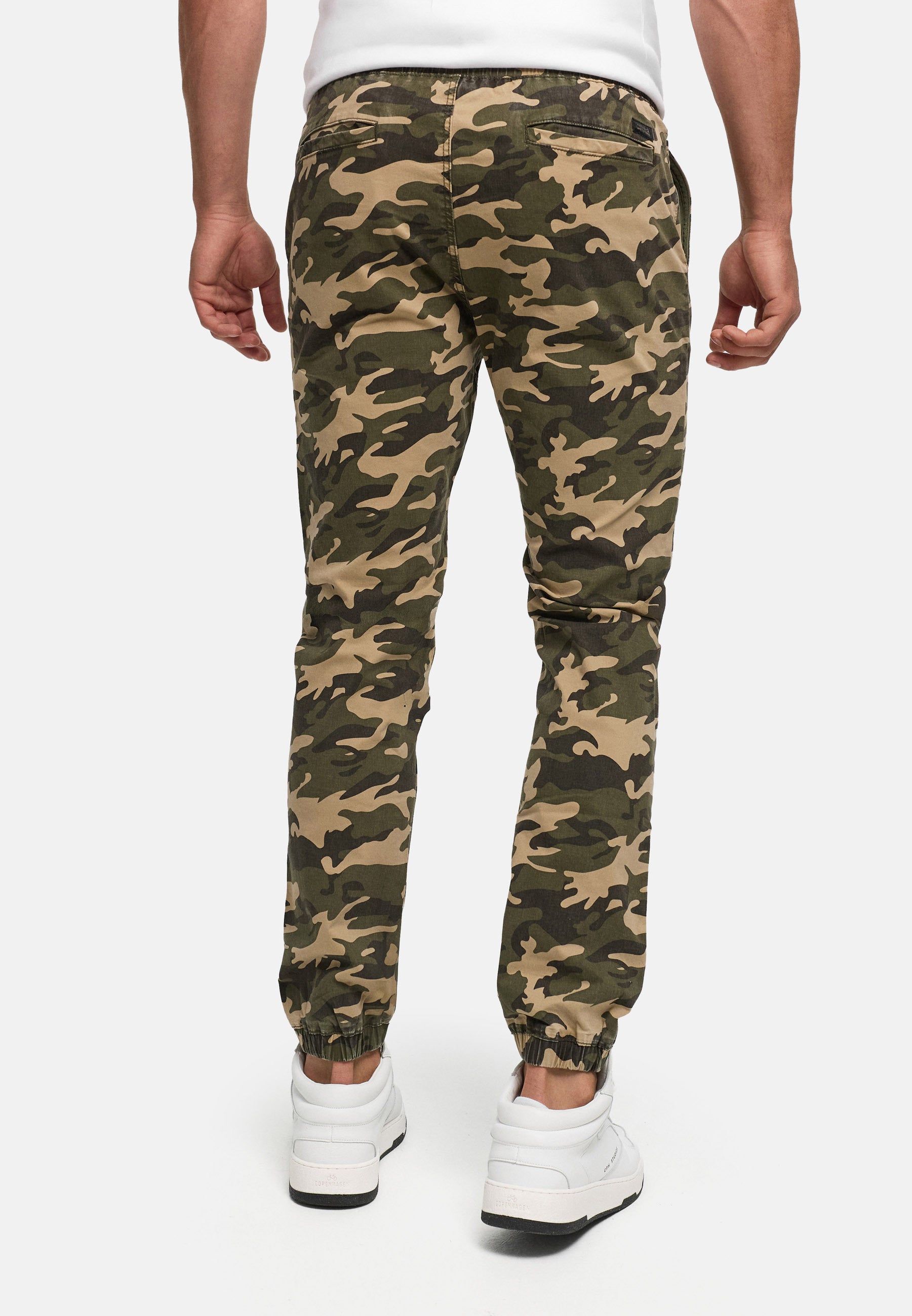 #farbe_dired-camouflage