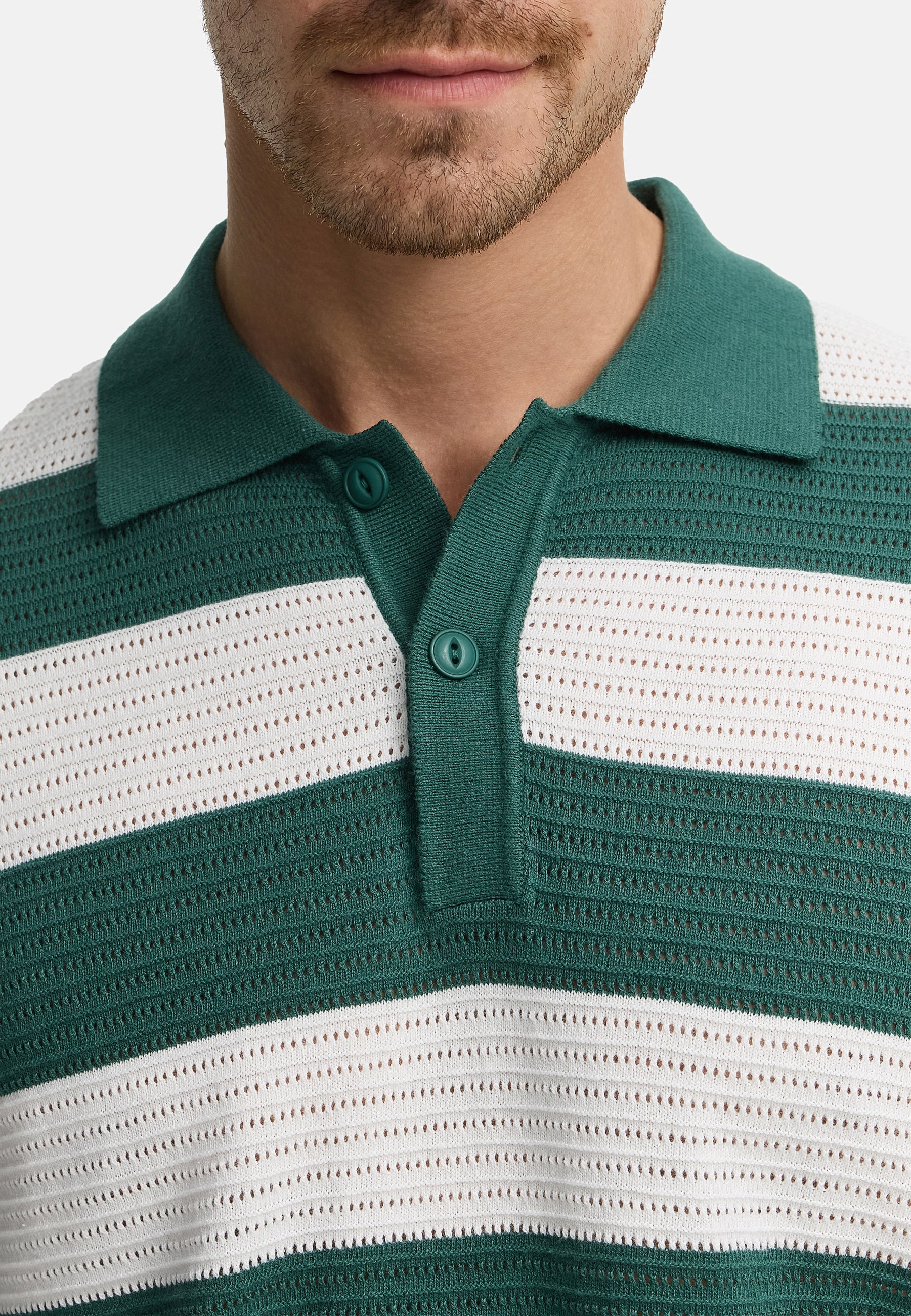 #farbe_smoke-pine