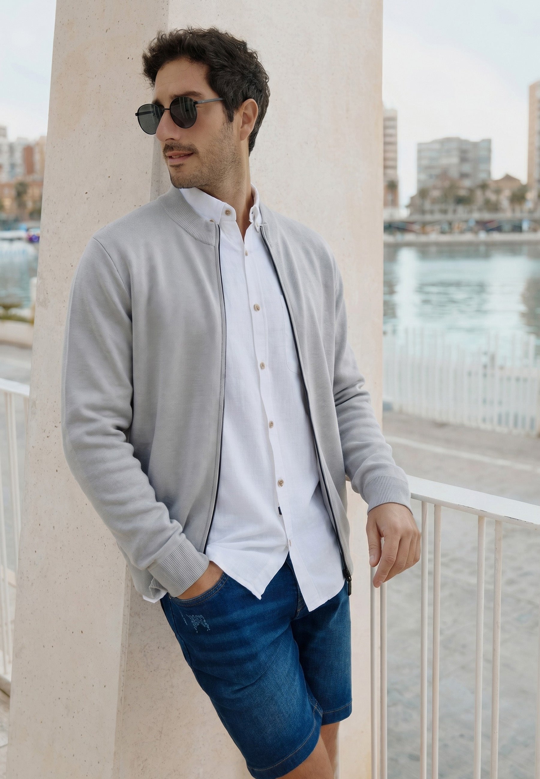 Strickjacke INLaos Produktbild