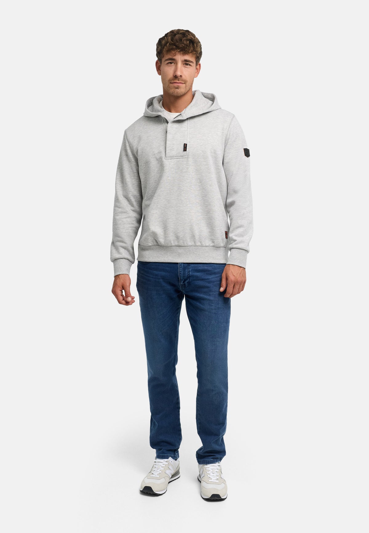 Kapuzenpullover INTanin
